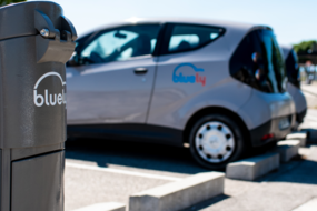 service bluely station lyon aéroport