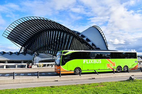 accès transporteur Flixbus Lyon aéroport