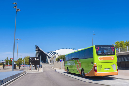 accès transporteur Flixbus Lyon aéroport