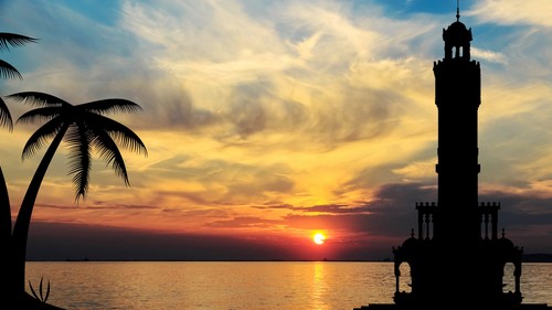 Destination Izmir Turquie coucher de soleil