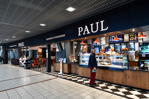 PAUL - Entrée Terminal 2 
