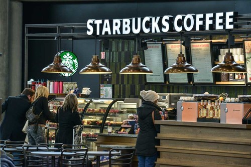 Starbucks Terminal 1