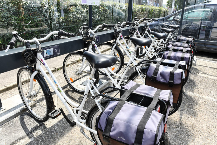 station vélo Lyon aéroport