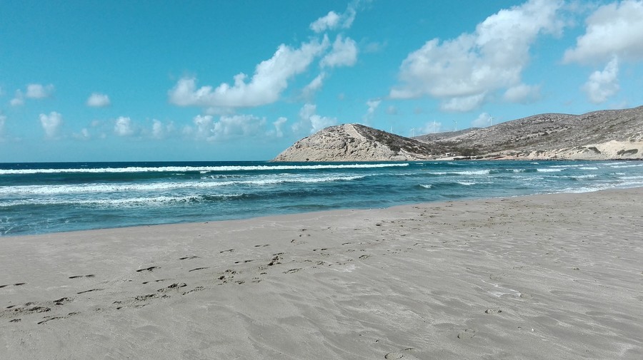 Plage Tsambika de Rhodes en Grèce