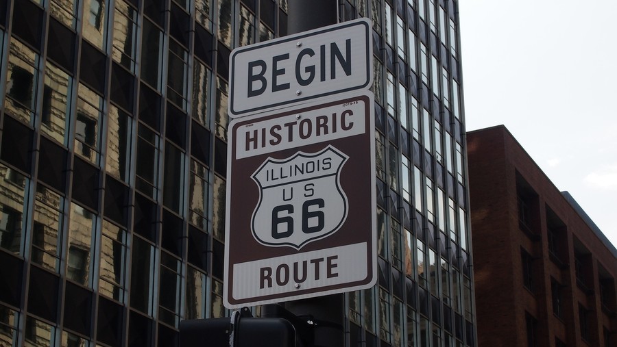 Départ de la route 66 à Chicago