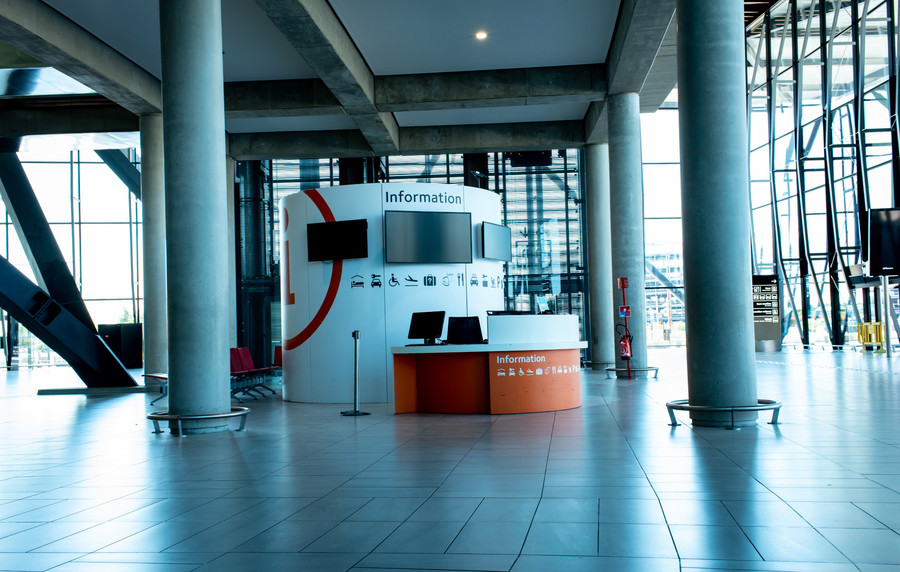 service point d'information Lyon Aéroport