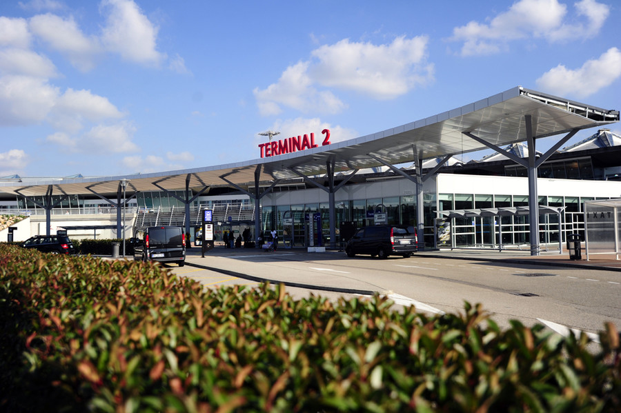 Terminal 2